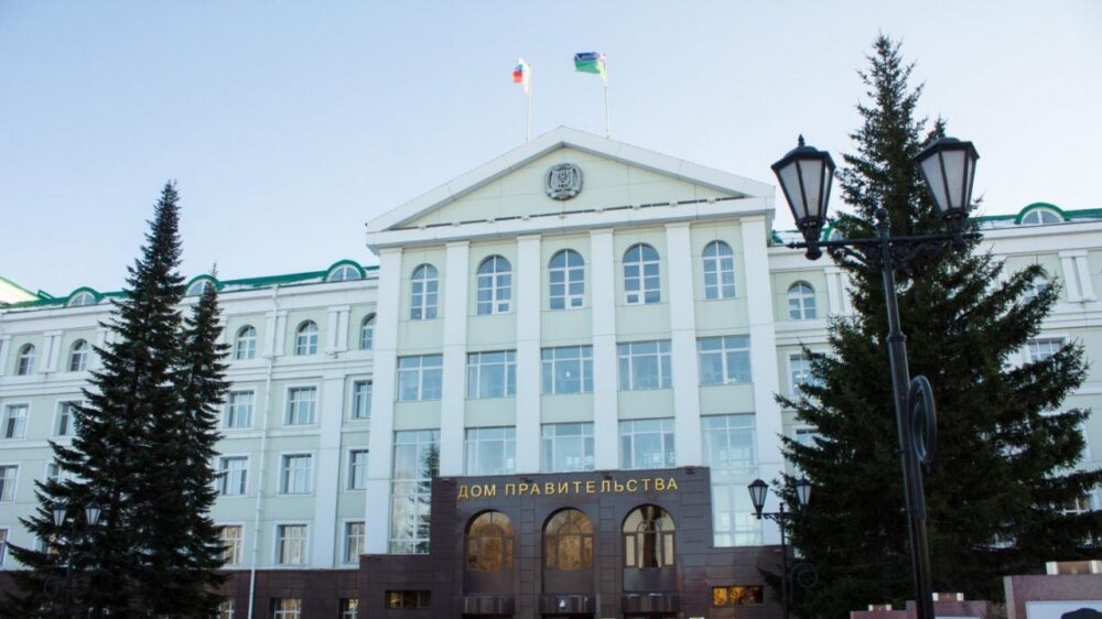 Власти Карелии обяжут салоны красоты и фитнес-центры с 10 сентября установить диспенсеры и указывать состав антисептика.